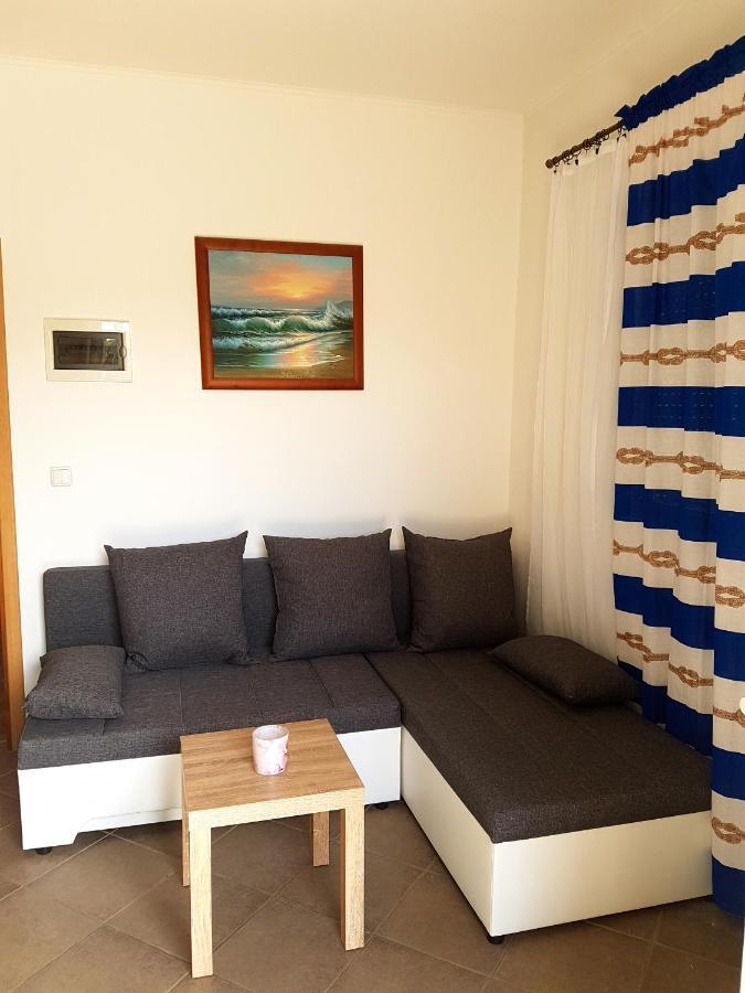 Apartments With A Parking Space Nin, Zadar - 13571 Exterior photo
