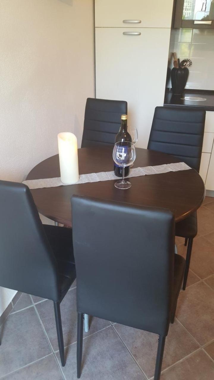 Apartments With A Parking Space Nin, Zadar - 13571 Room photo